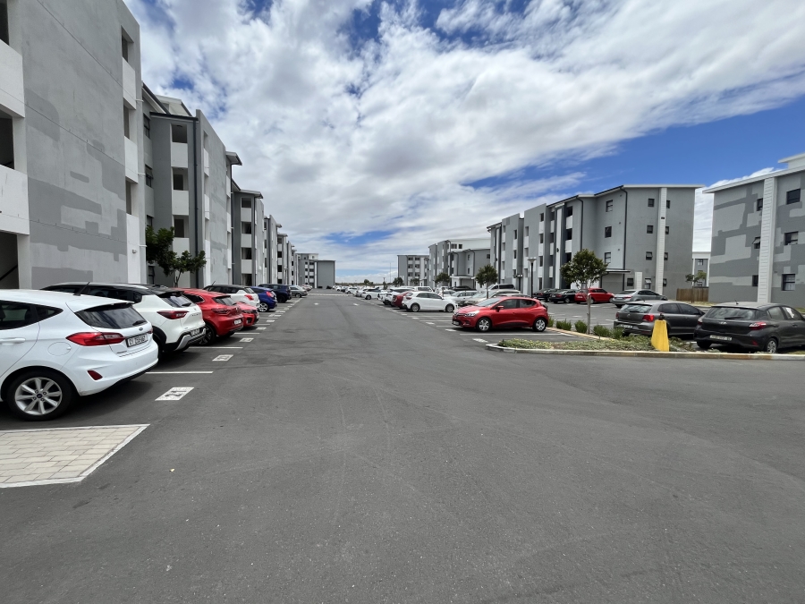 To Let 2 Bedroom Property for Rent in Parklands Western Cape